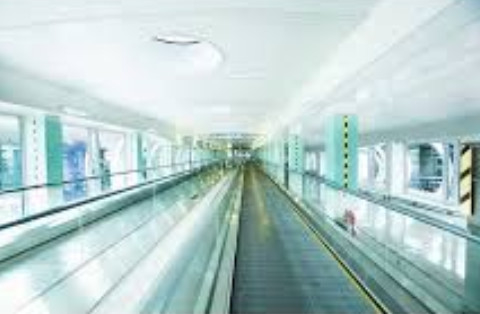 VVVF ha controllato le scale mobili ed i tappeti mobili del marciapiede mobile 0.65m/s dell'aeroporto